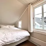 Sentrum - Koselig Hus Med Parkering *