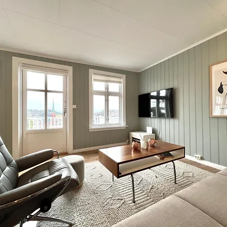 Sentrum - Koselig Hus Med Parkering 度假居 *