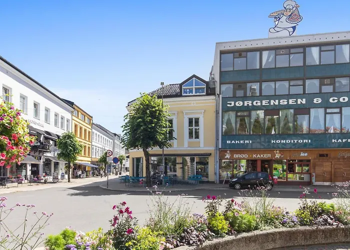 Sentrum - Koselig Hus Med Parkering 度假居 阿伦达尔