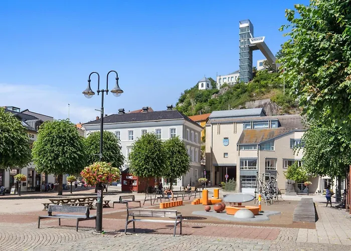 Sentrum - Koselig Hus Med Parkering